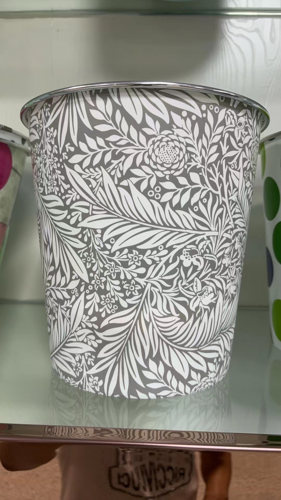Plastic trashcan