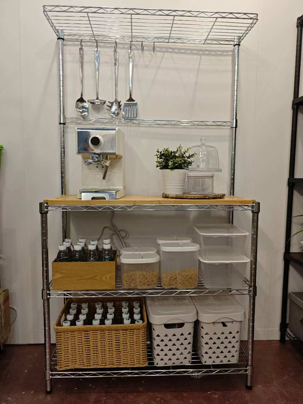 MZG shelves