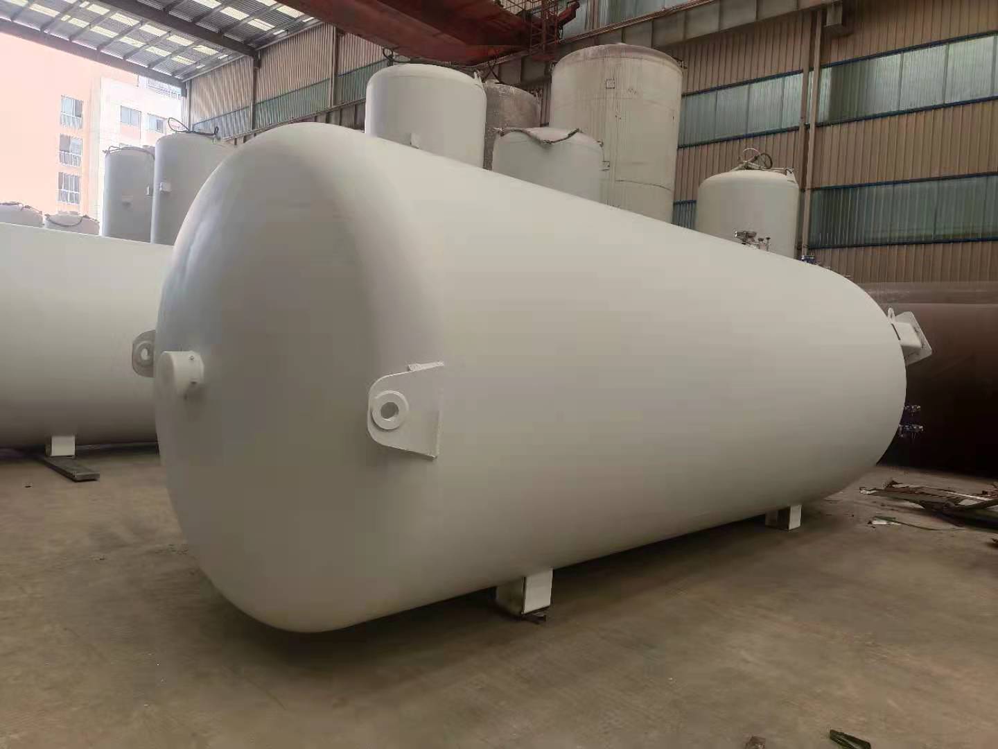 vertical cryogenic storage tank，storage tank
