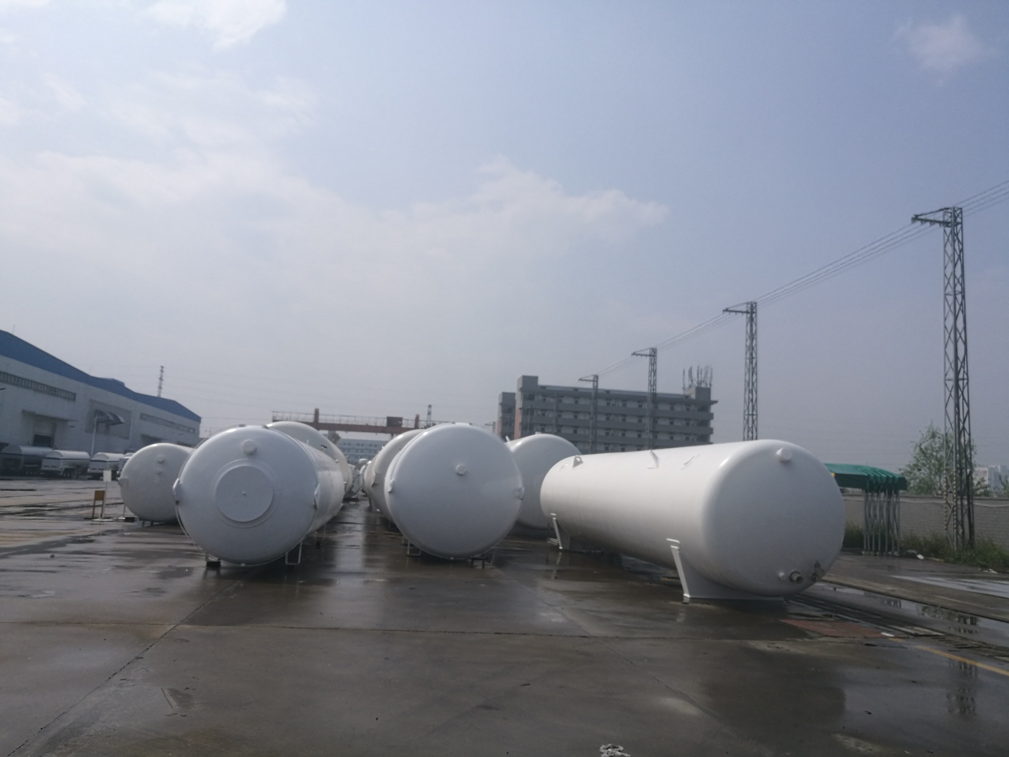 Cryogenic bulk storage tanks，Cryogenic liquids storage vessels