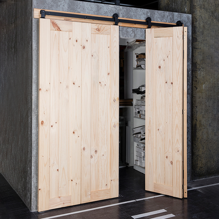 Bifold barn door