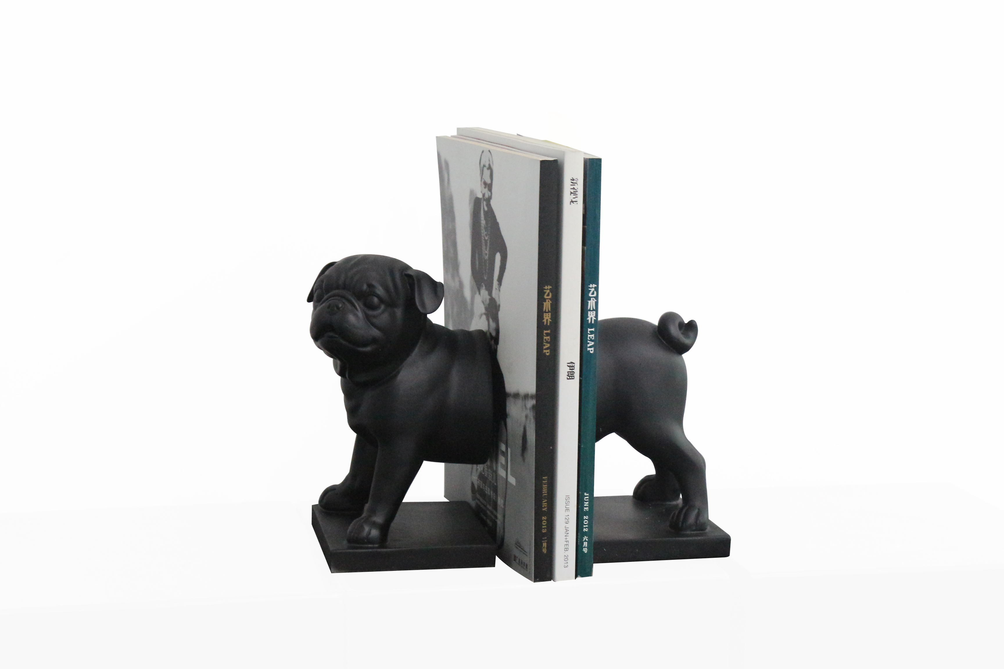 dog sculpture bookend