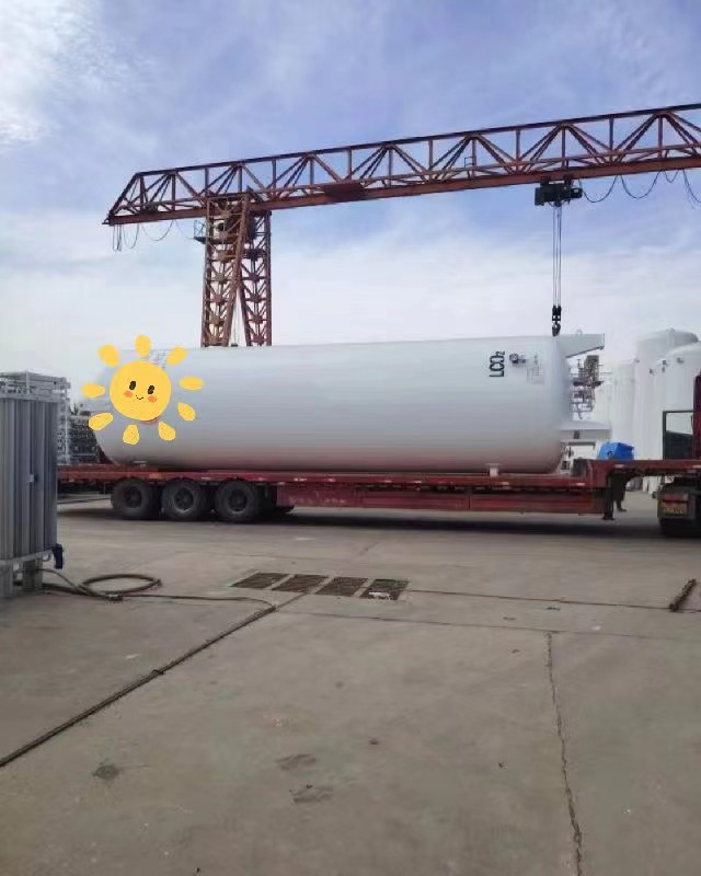 Cryogenic CO2 tank, vacuum powder cryogenic tank