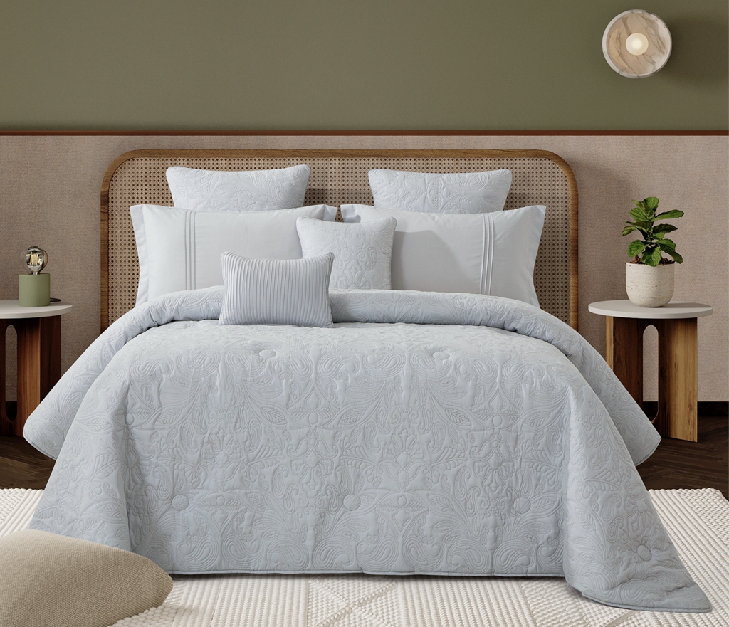 105gsm Microfiber Embroidery Comforter 8pcs Set