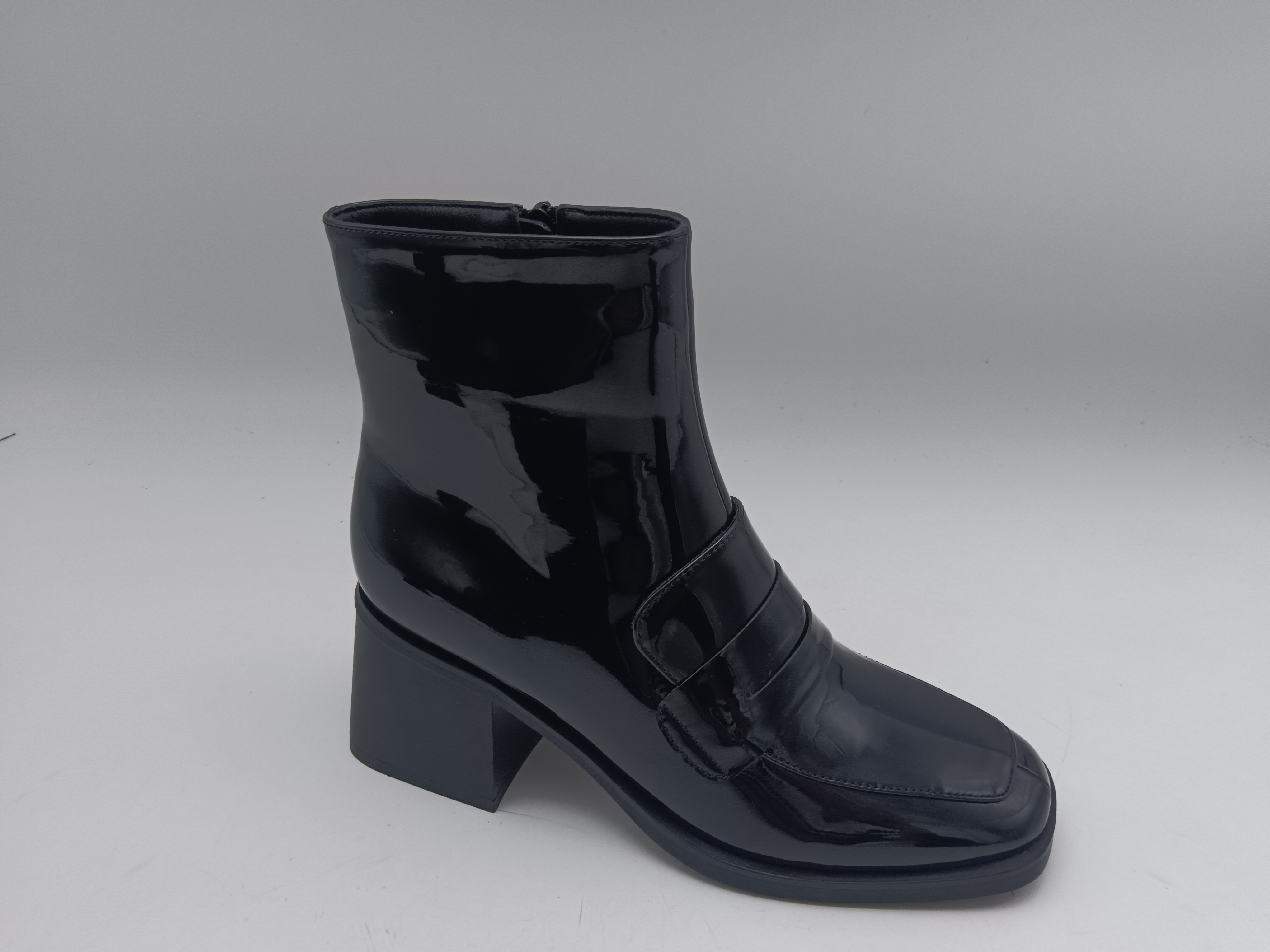 WENZHOU J&Y TRADE CO.,LTD – Snow boots 2