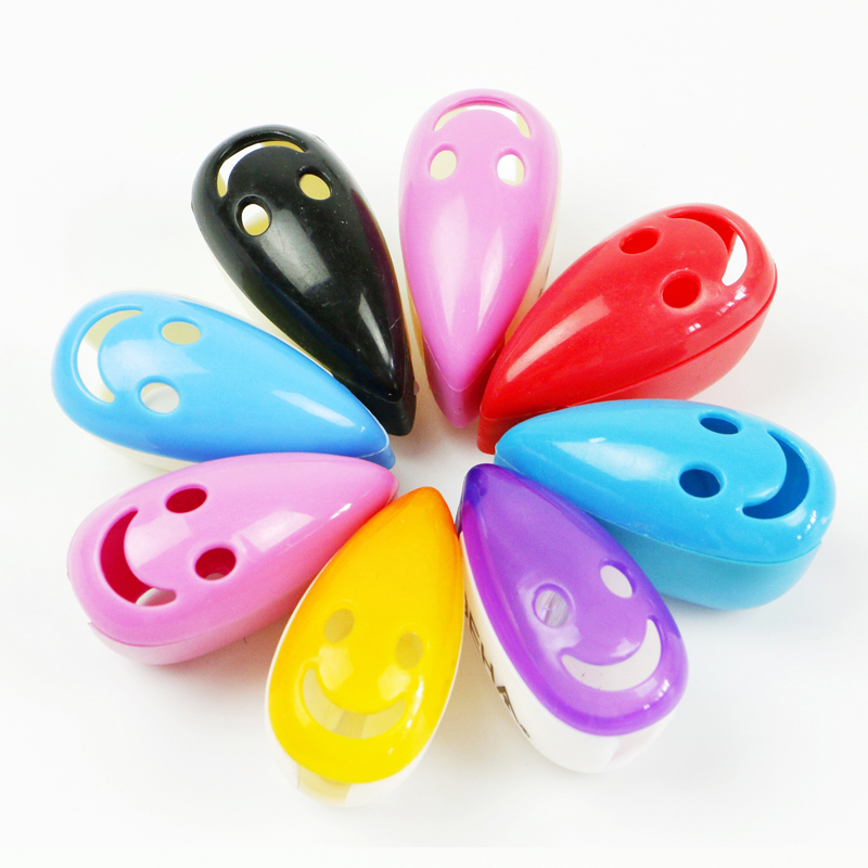 Toothbrush buckle