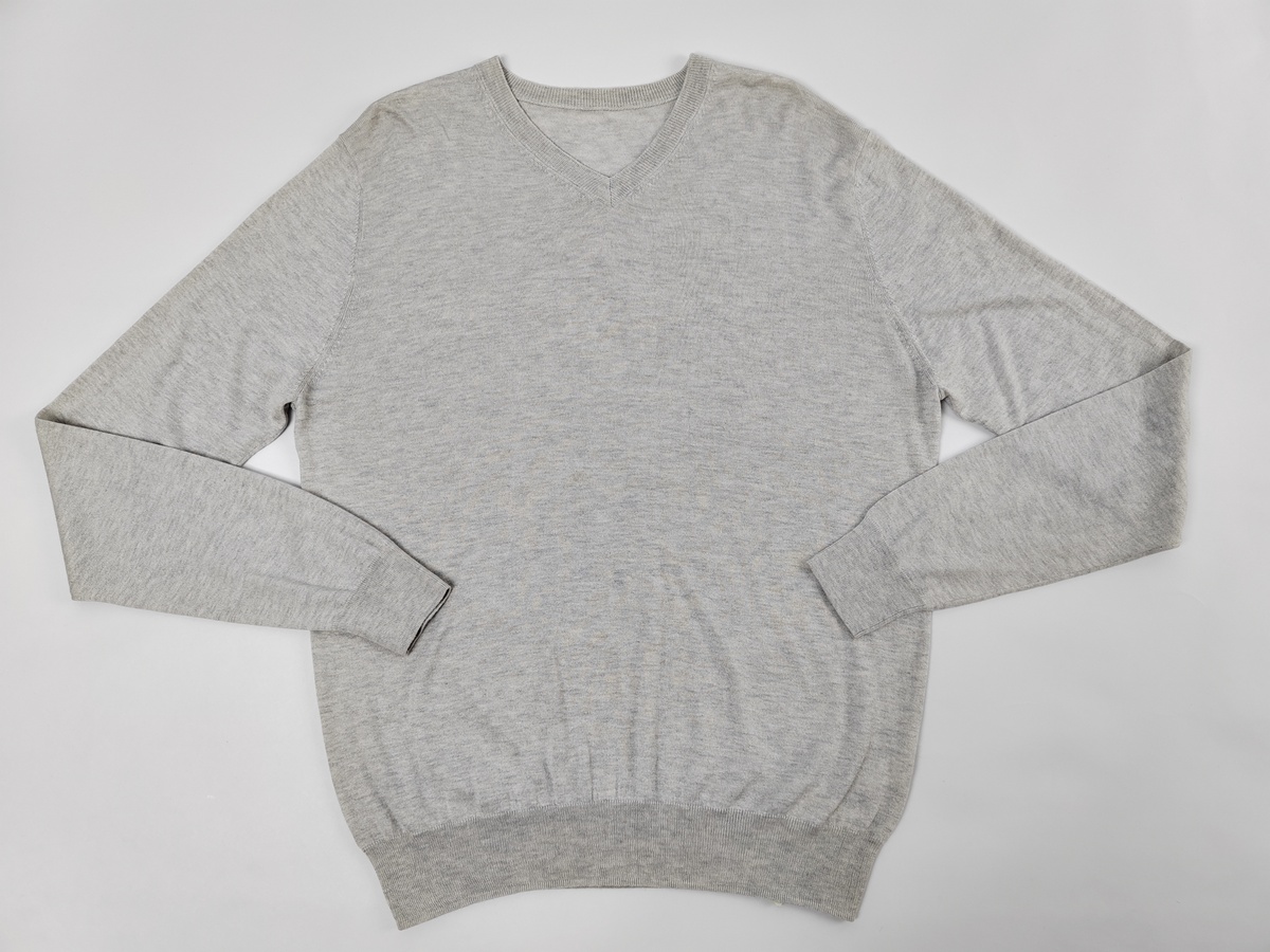 Cashmere sweater