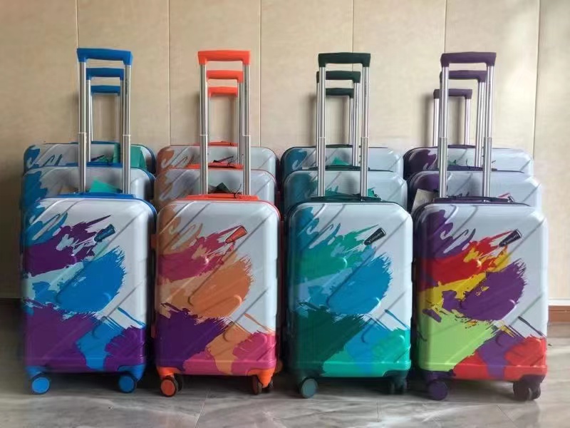 ZHEJIANG COROLLA LUGGAGE CO LTD – vestido de noche 3