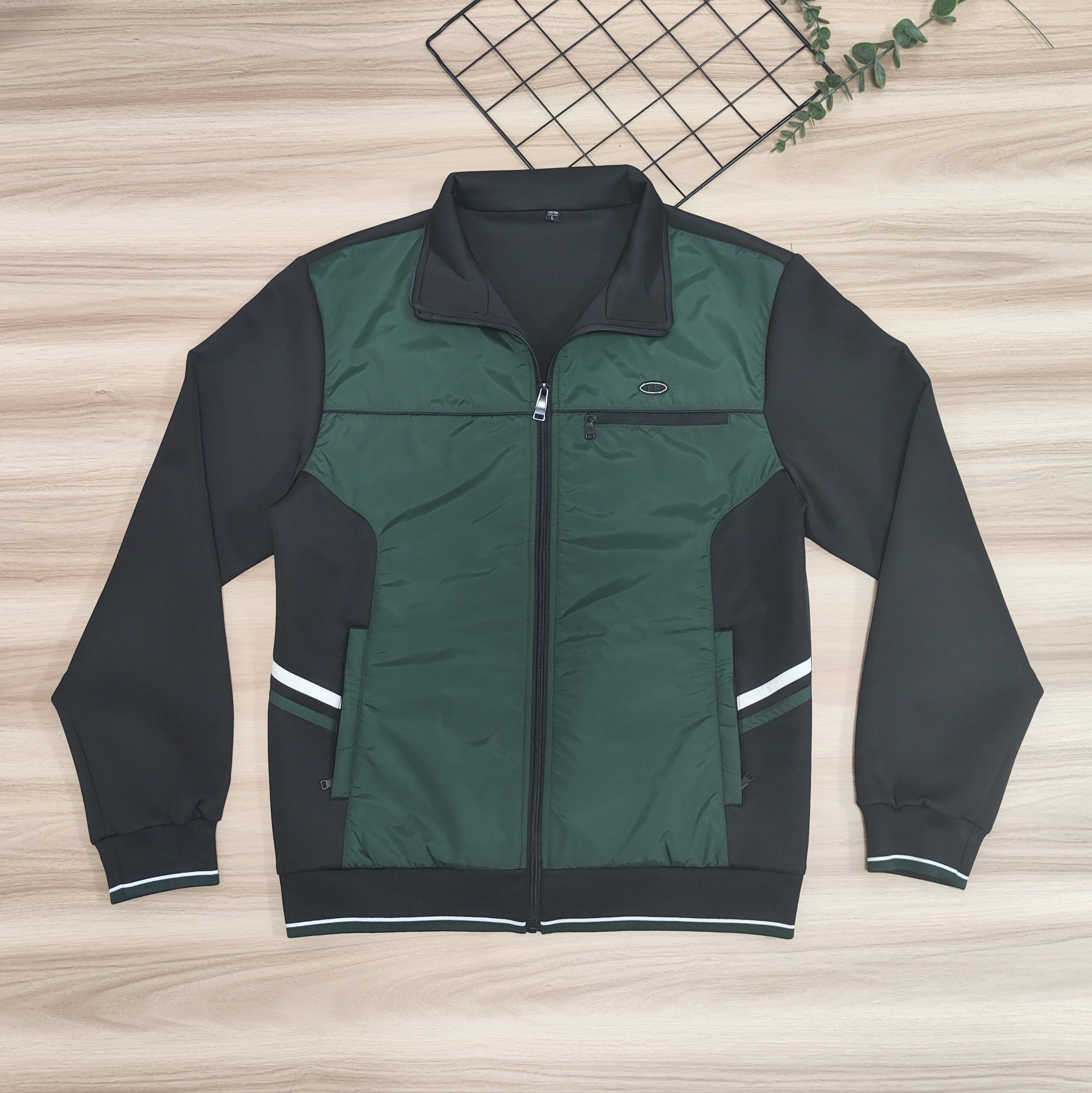 XIAMEN DAYANG TRADING CO.,LTD. – Men's tracksuit 2