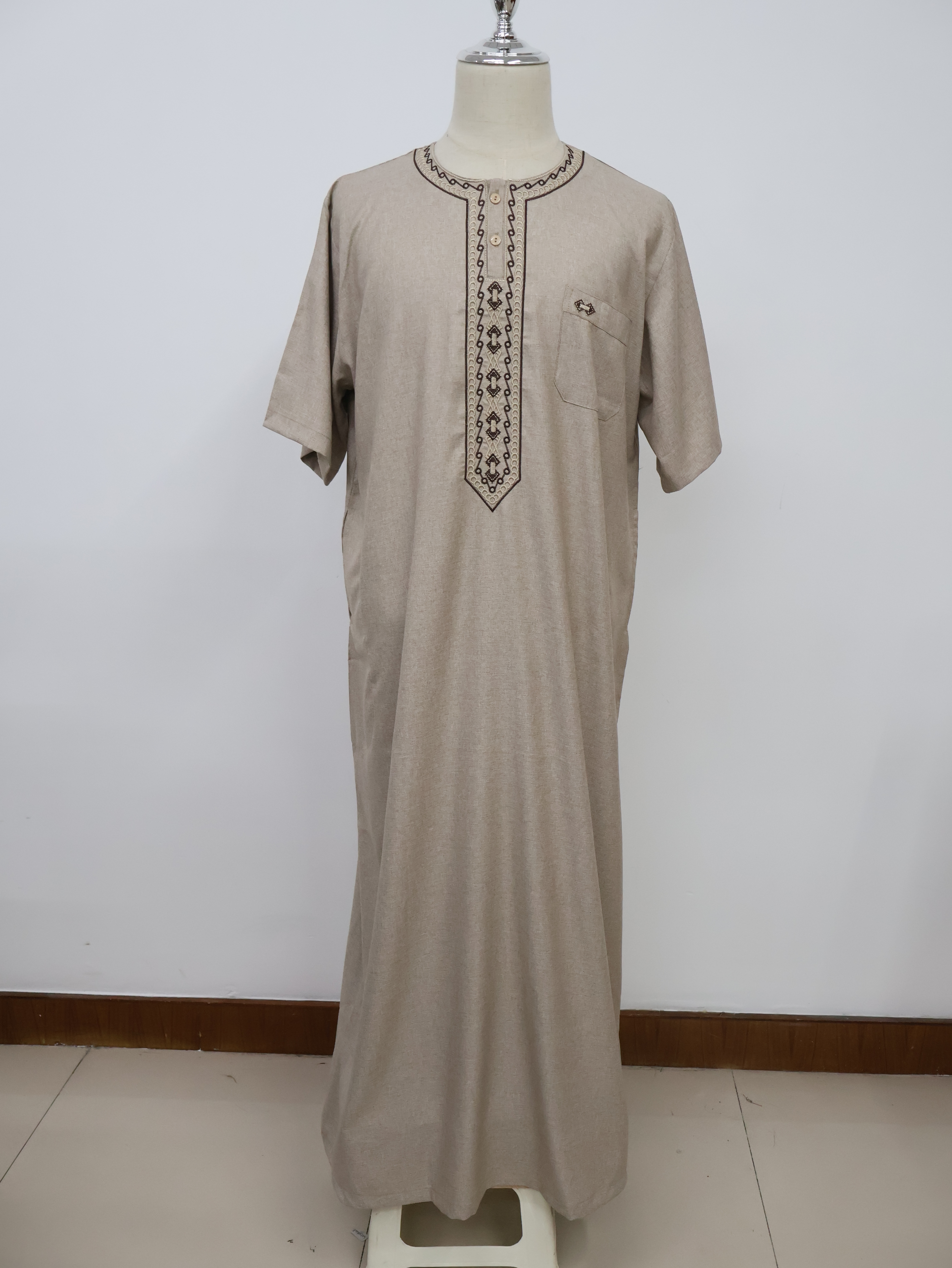 Mens robe