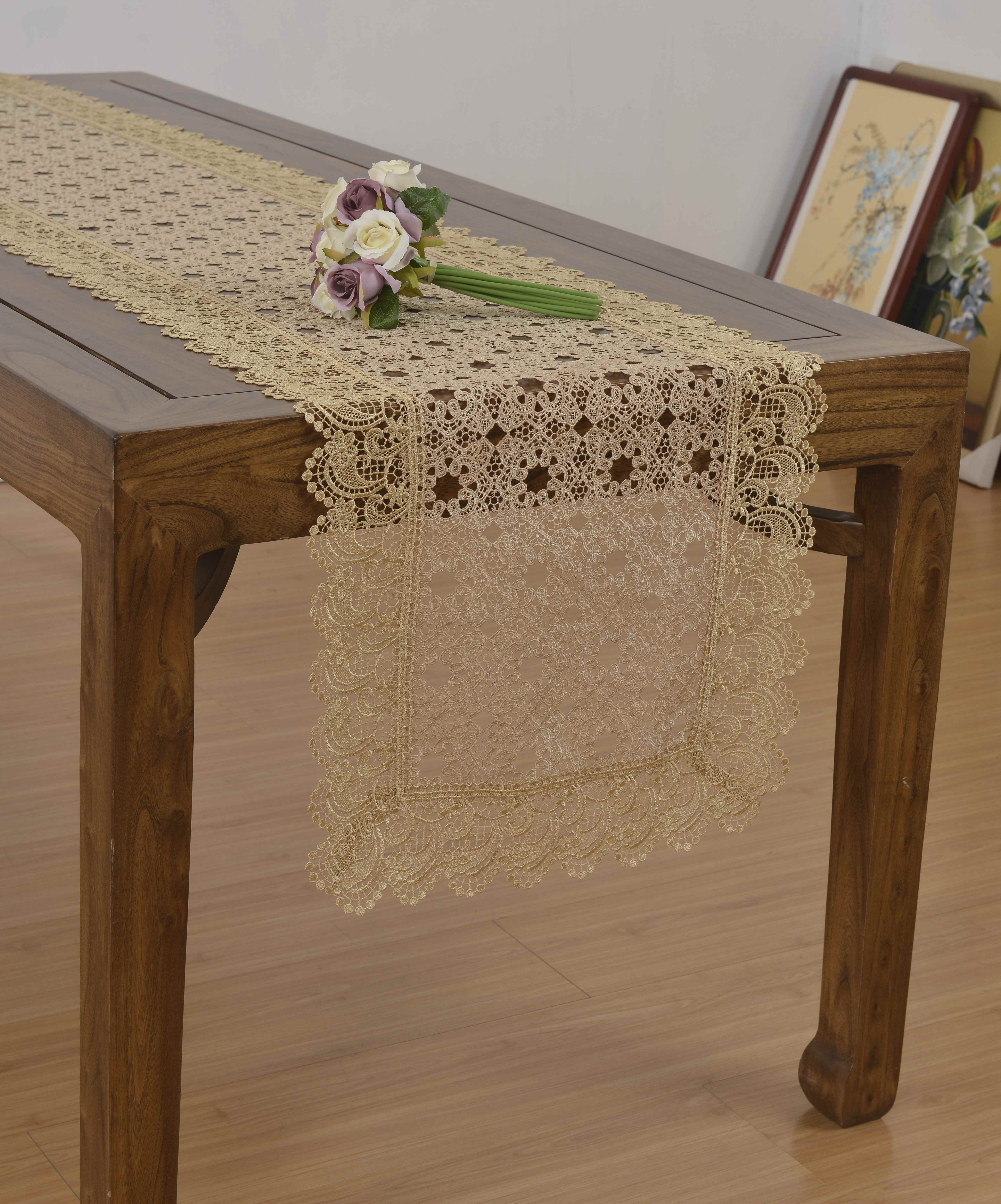 Water-soluble Lace Table Runner