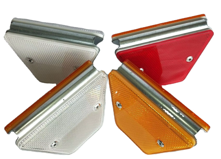 Trapezoid Delineator Reflector