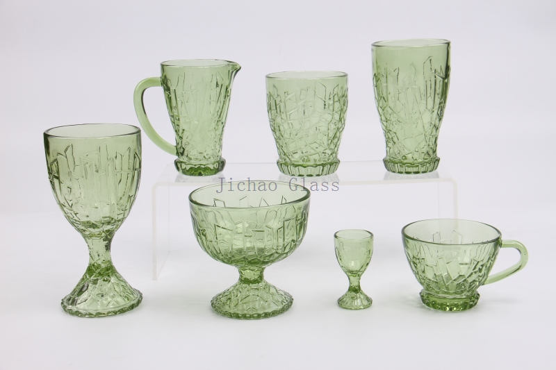 Ice cube pattern drinking ware
