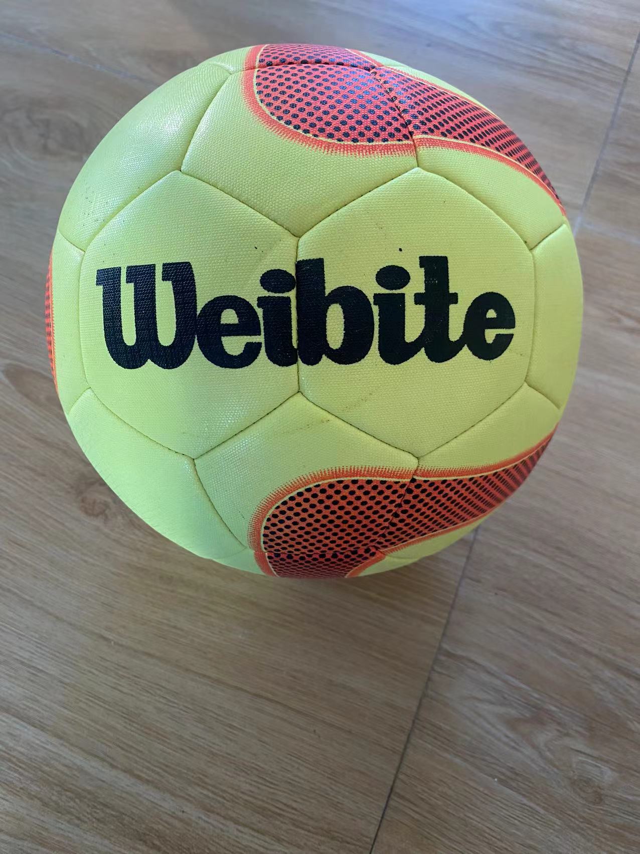 LUFENG WEIBITE SPORTING GOODS CO.,LTD – raqueta de tenis 2