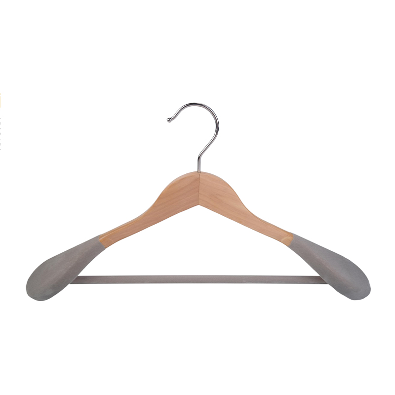 Wooden hangers Chrome plated metal hook ,Non-slip PVC tube, Round bar,U notches,Straight