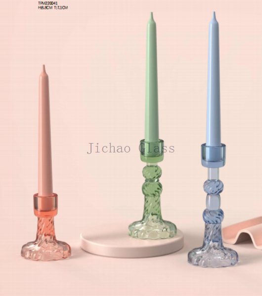 Sloping grain candle holder ware