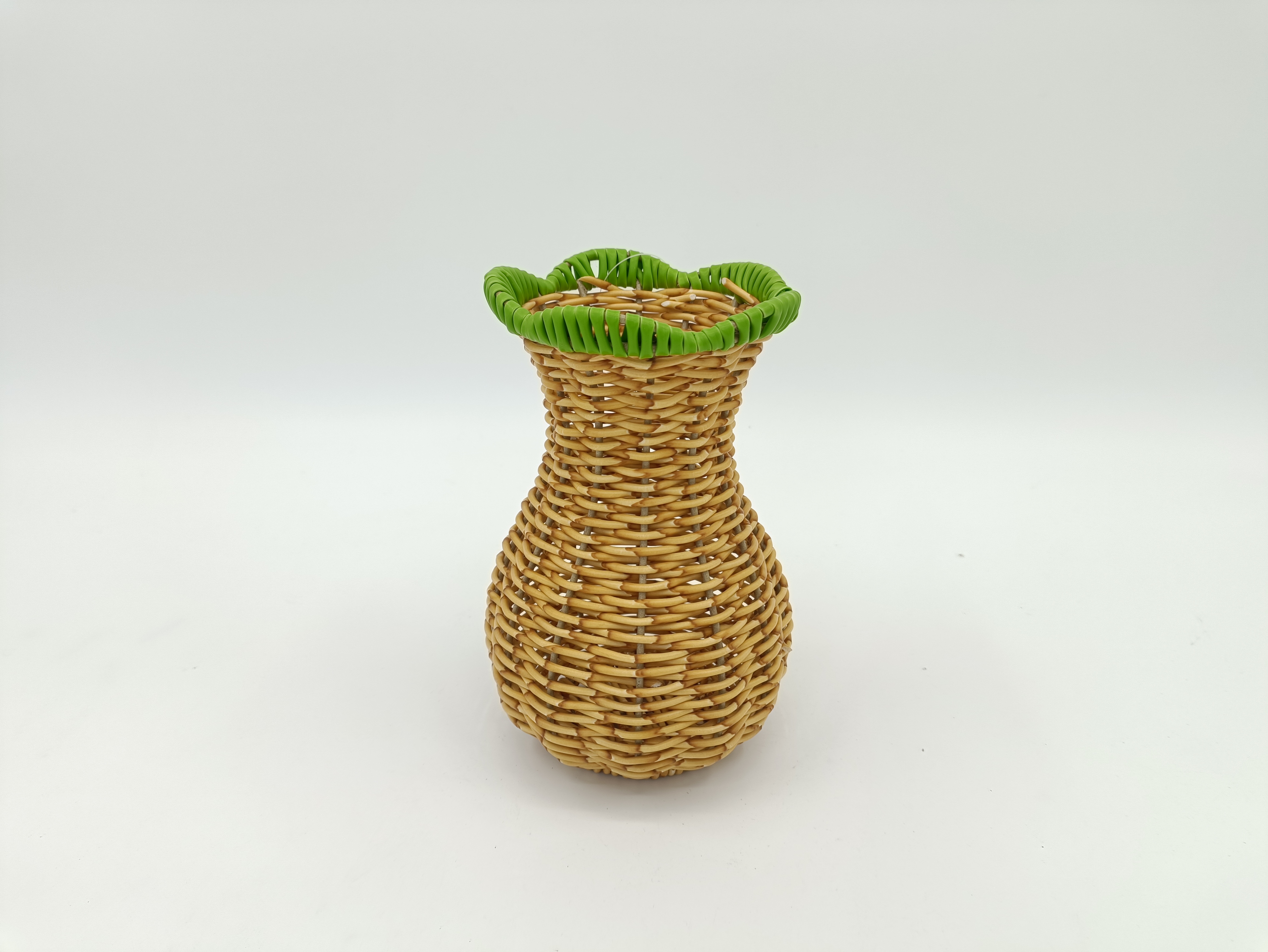Flower pot