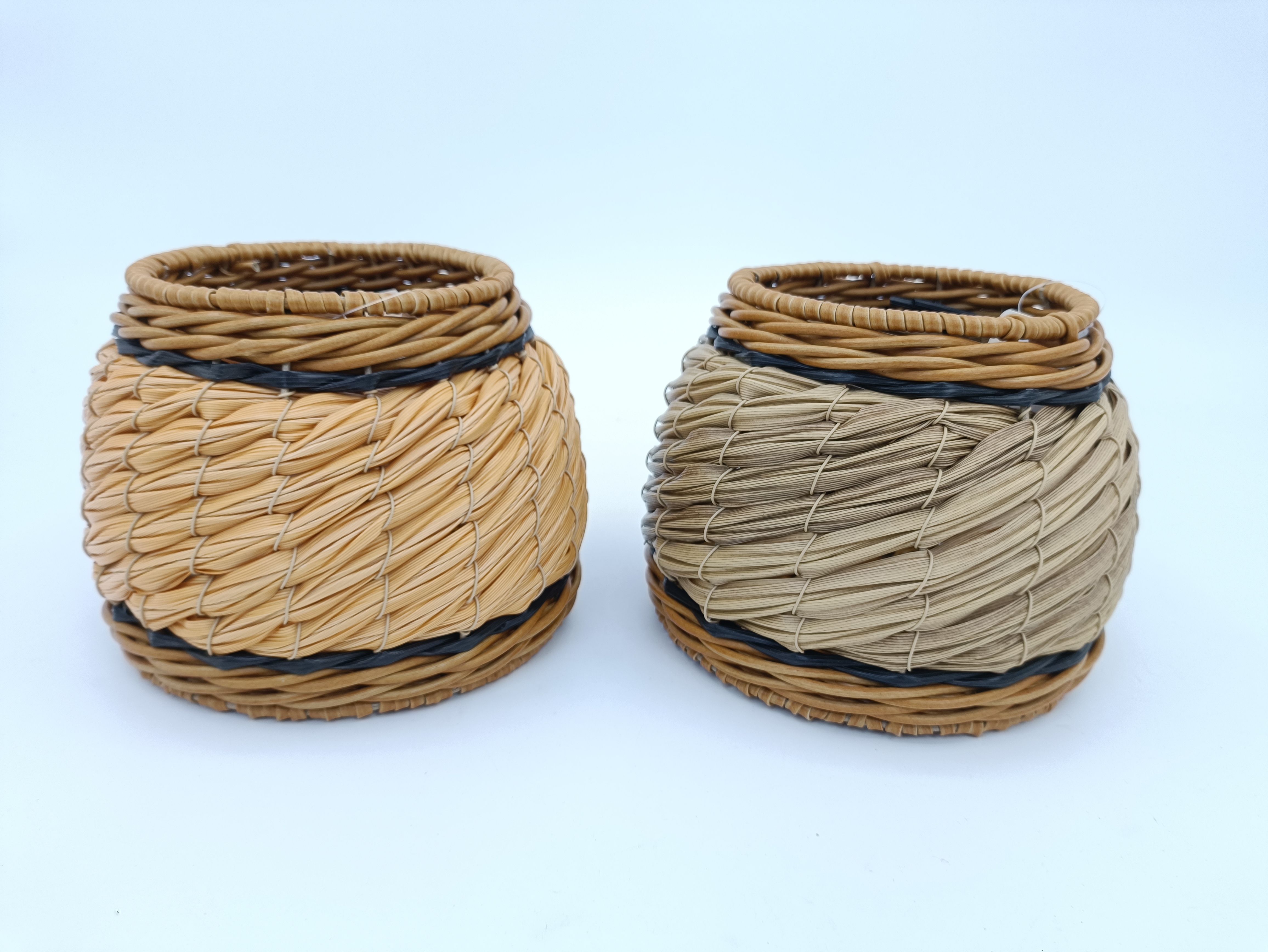 Woven planter