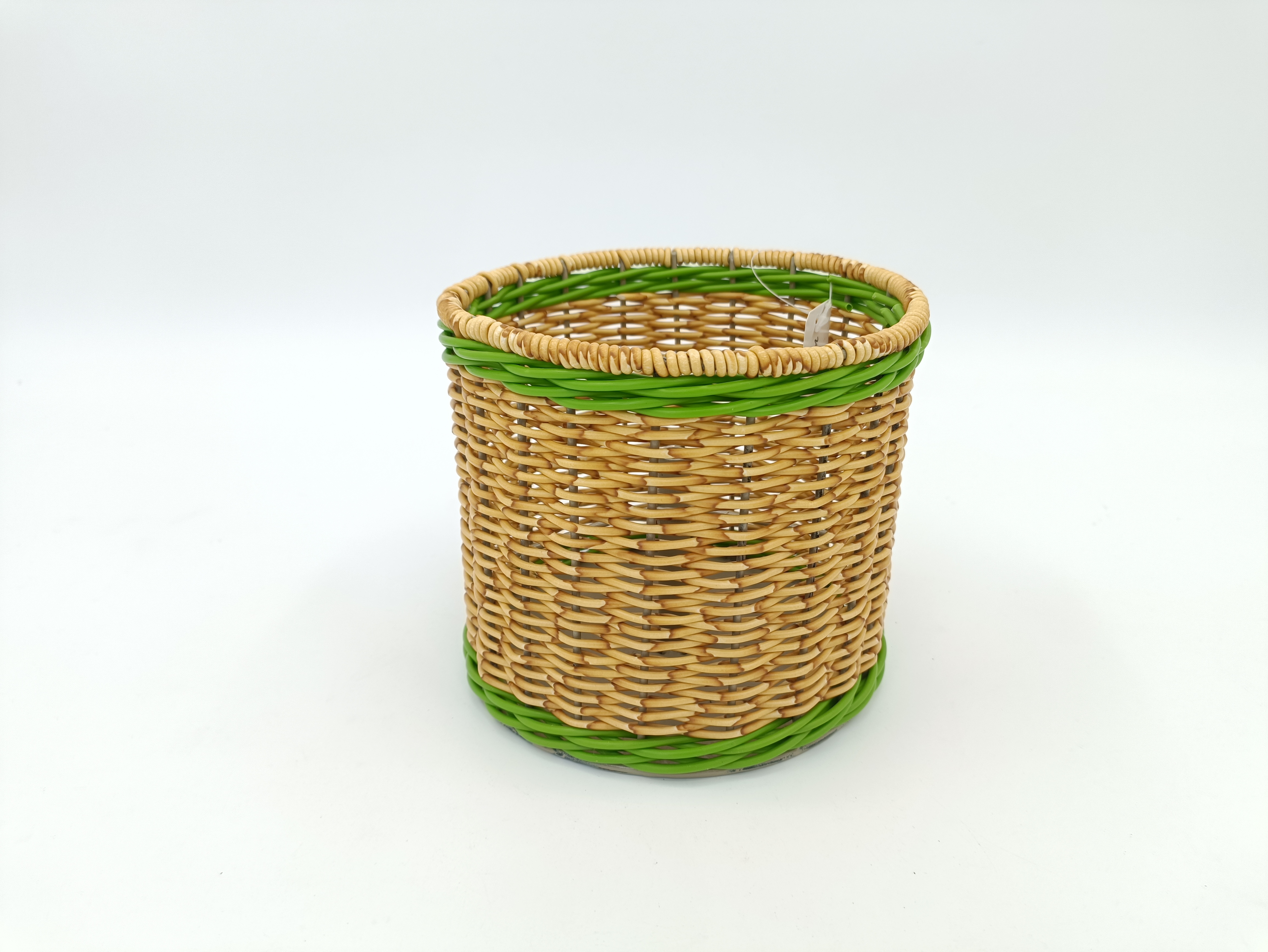 Flower pot