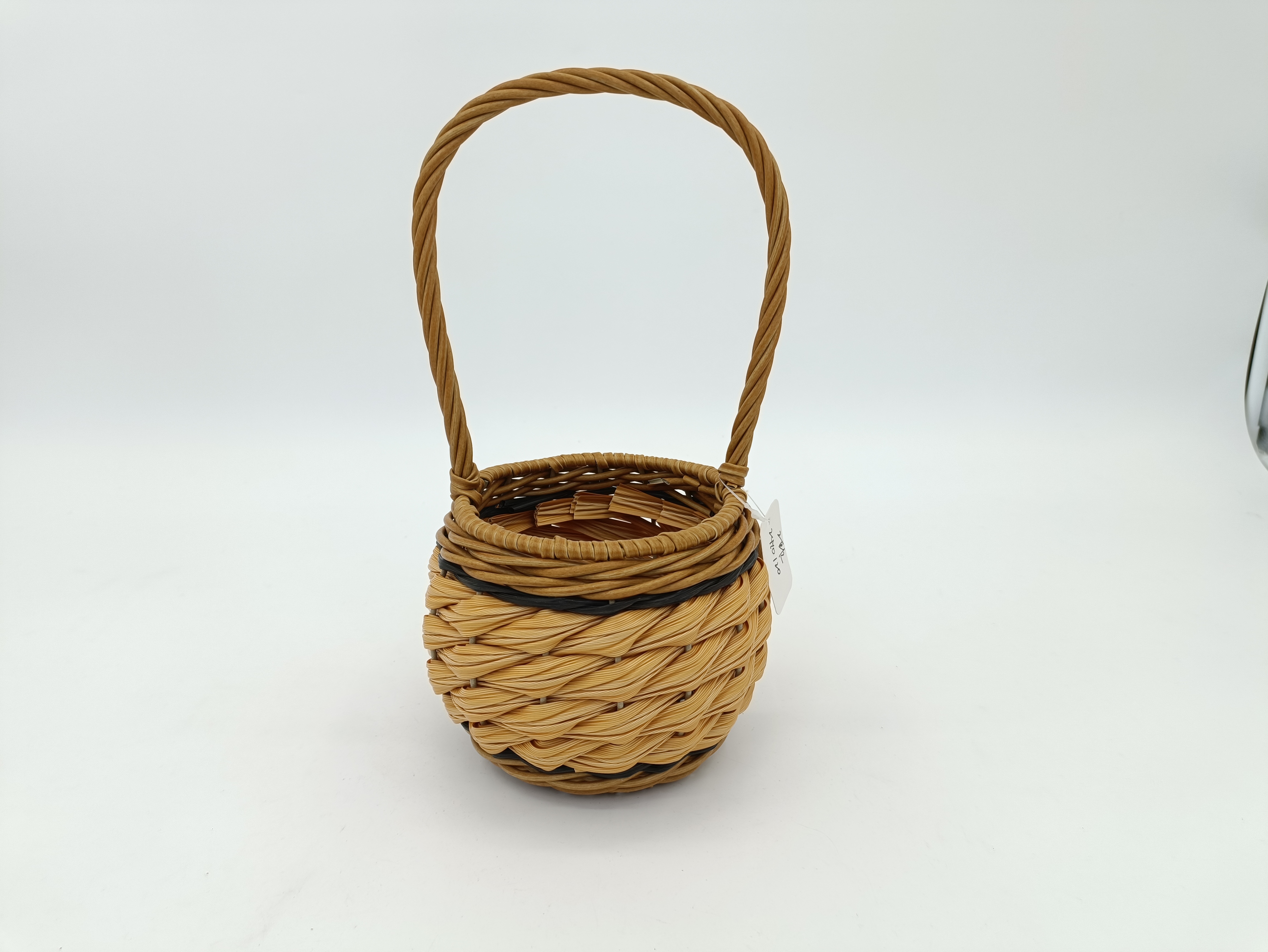 Woven basket