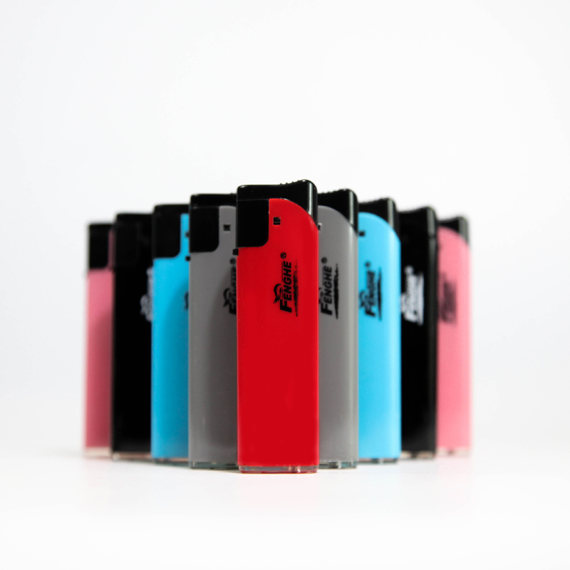 Lighter, disposable lighter, inflatable lighter
