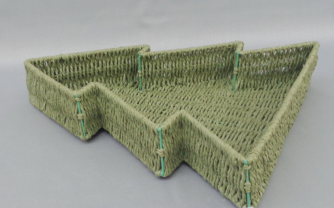Tree shape storage plate