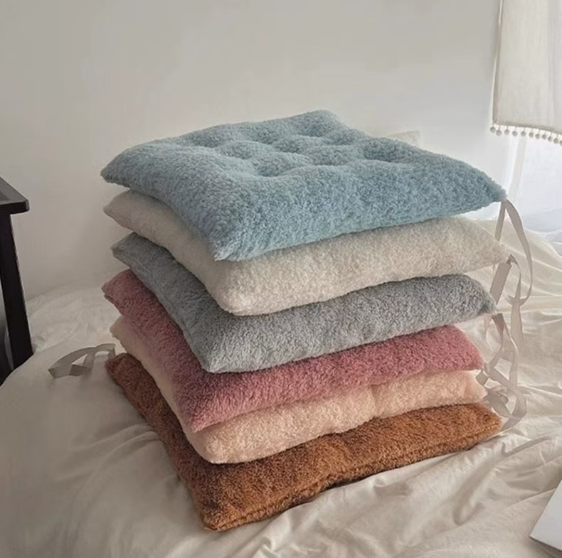 Cushion for leaning on