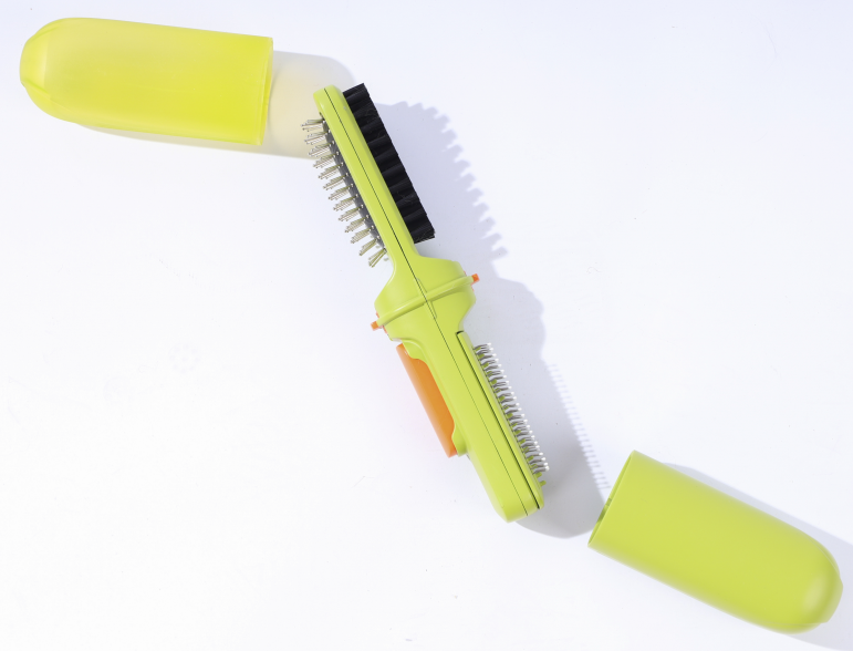 3 In 1 Grooming Brush