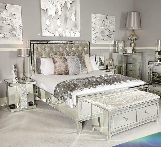 Bedroom set , bed, bedside table, vanity