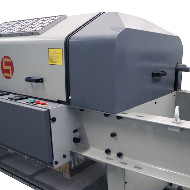 S&S High speed and speed-up jacquard machine