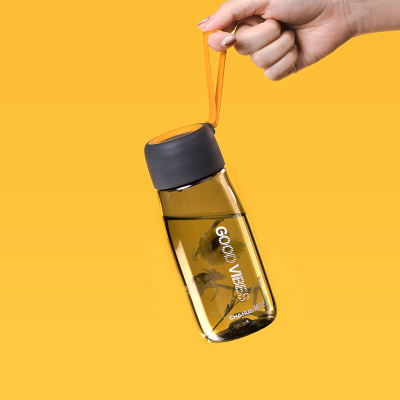 Plastic PC water bottle built-in strainer sport bottle drinking bottle