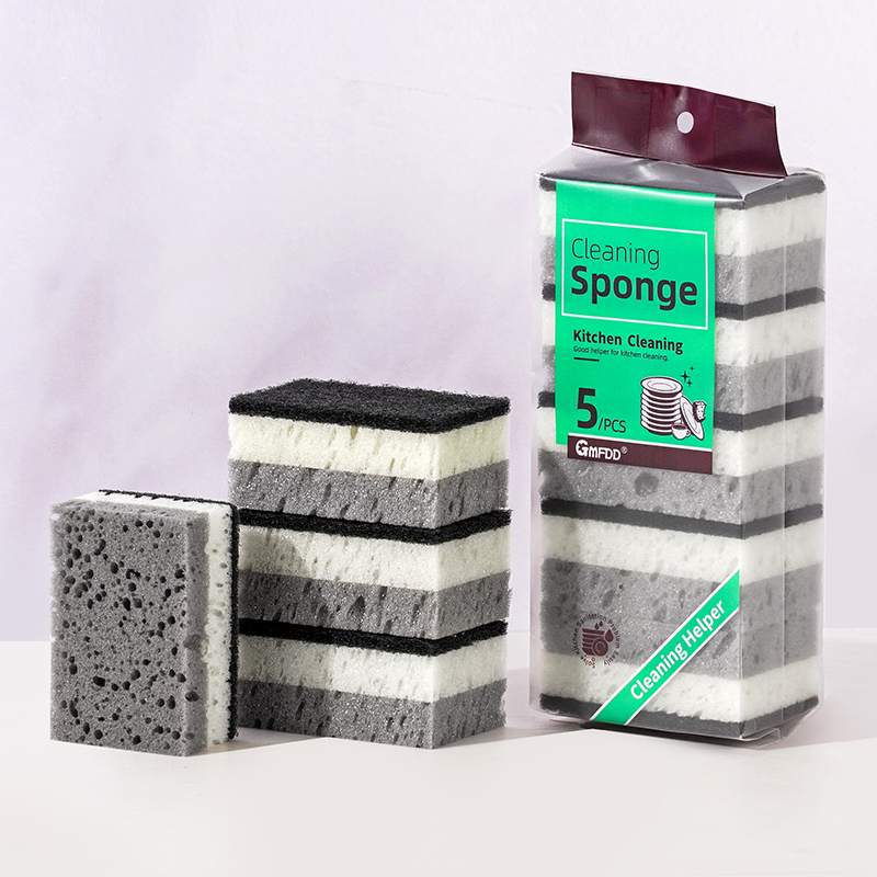 High foam cleaning sponge