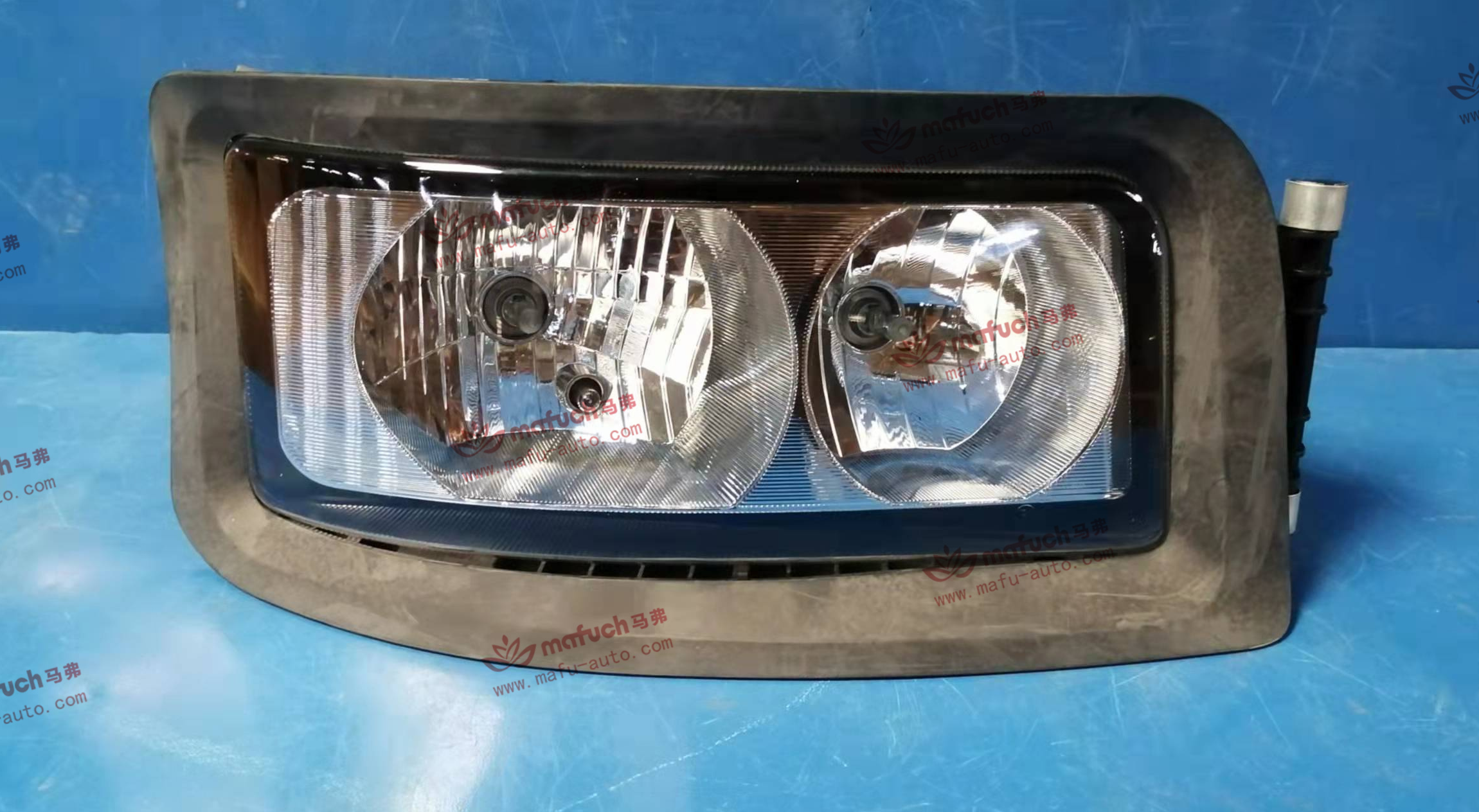 Sinotruk SITRAK C5 G5 HOWOTX Front head lamp 811W25101-6012