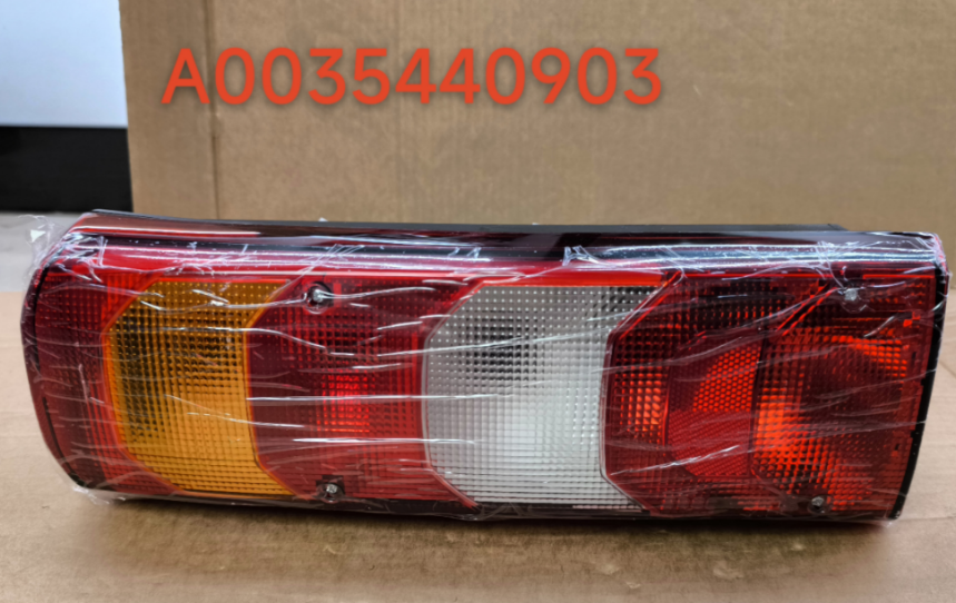 MERCEDES BENZ MP4 Heavy duty truck Tail lamp A0035440903
