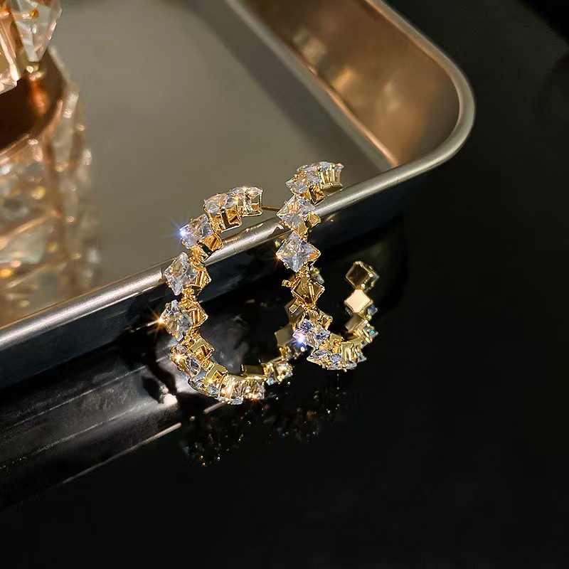European and American fashion silver needle set zircon C-shaped earrings