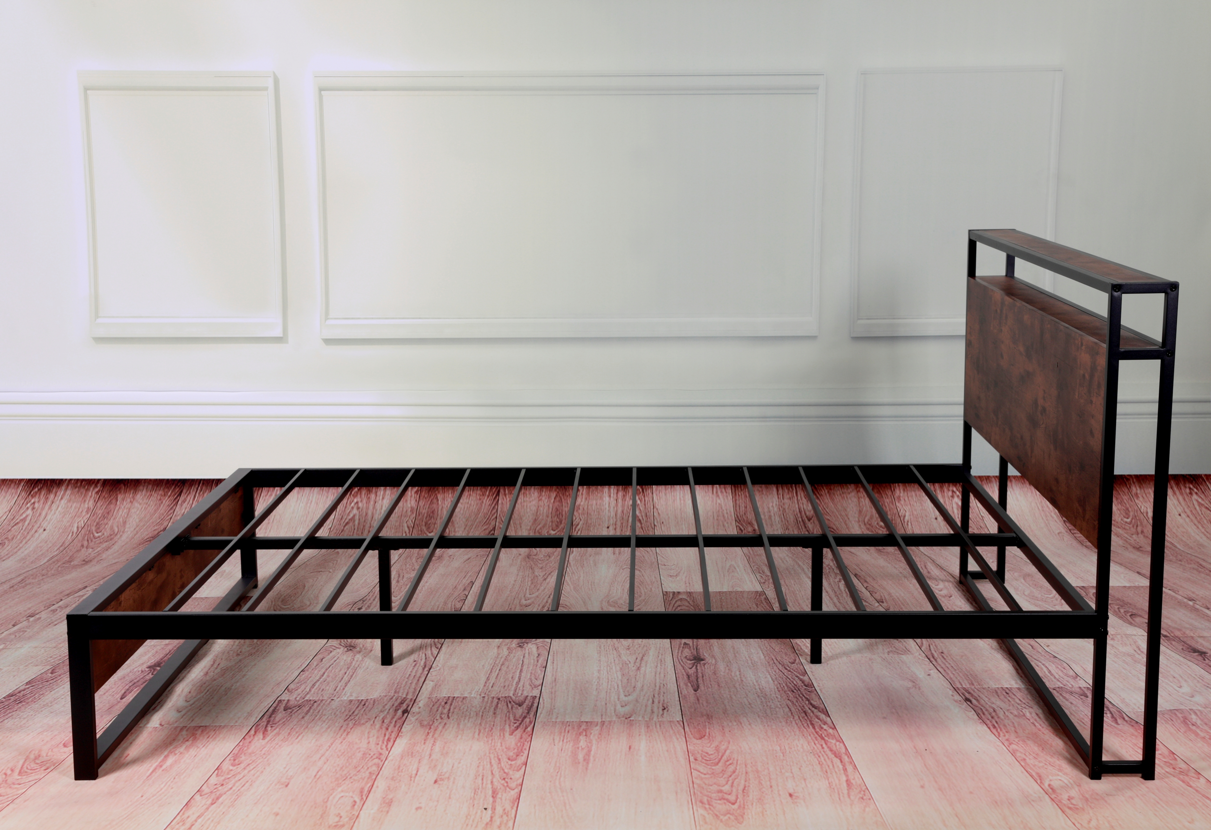 Metal bed