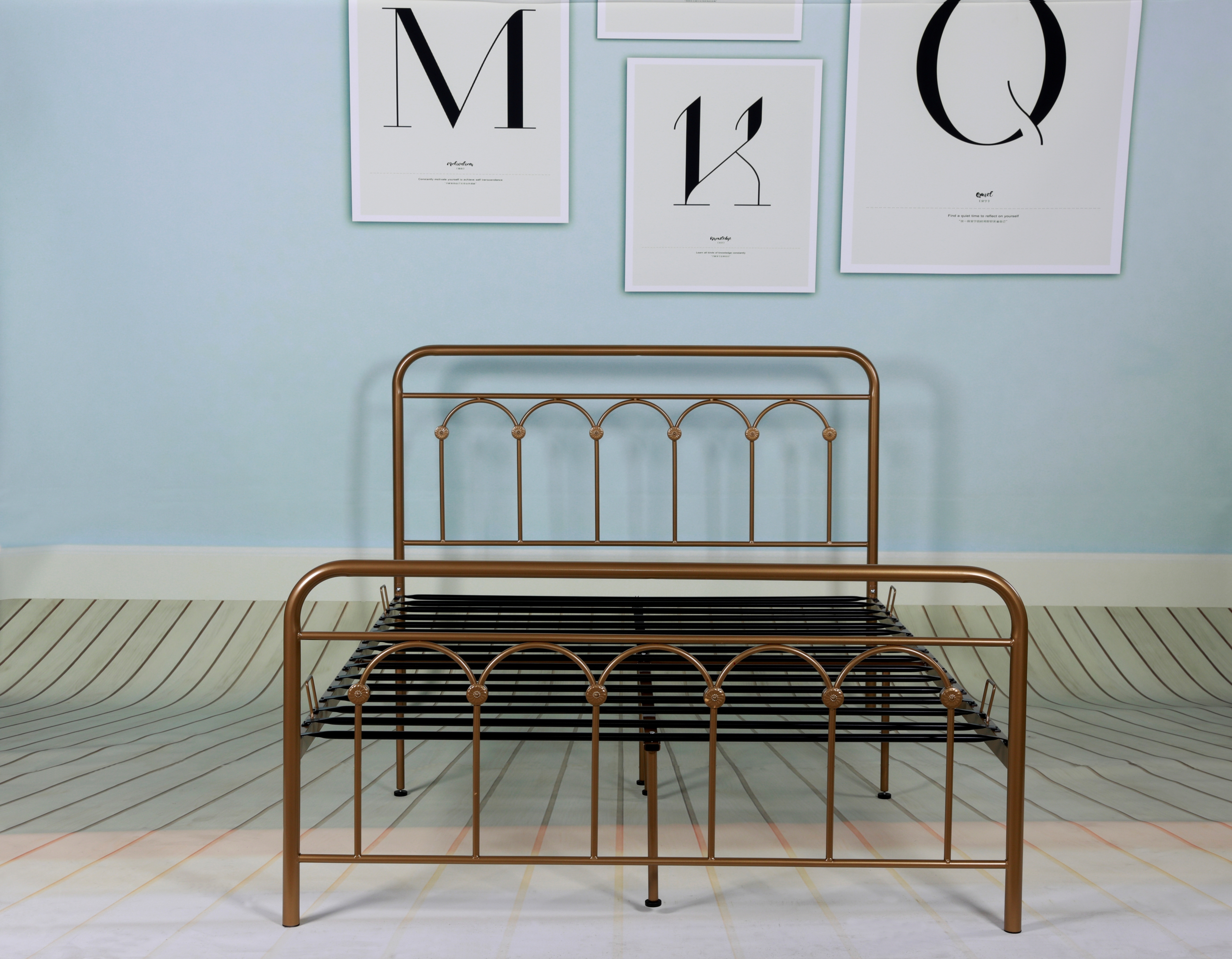 Metal bed