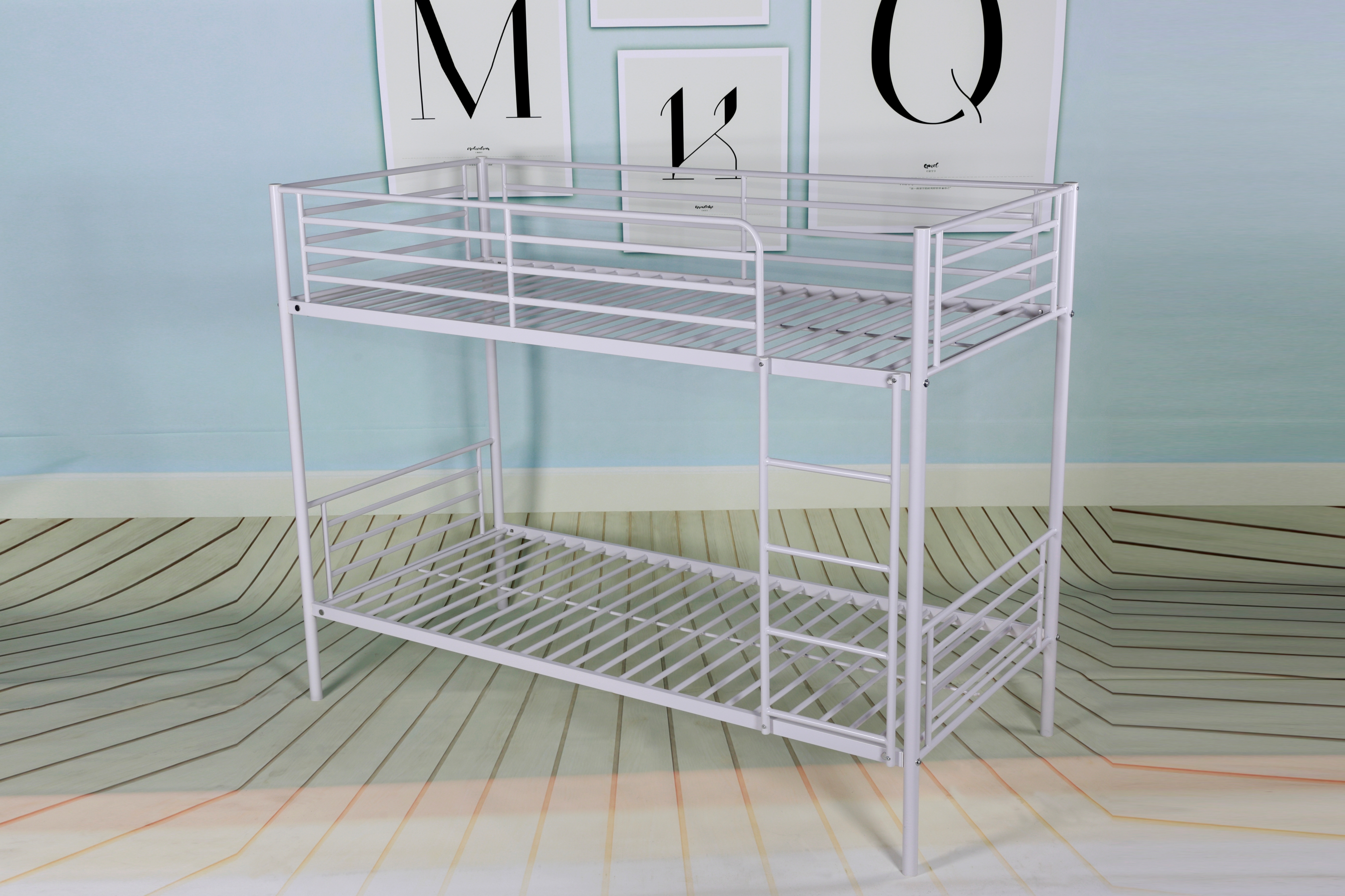 Metal bed