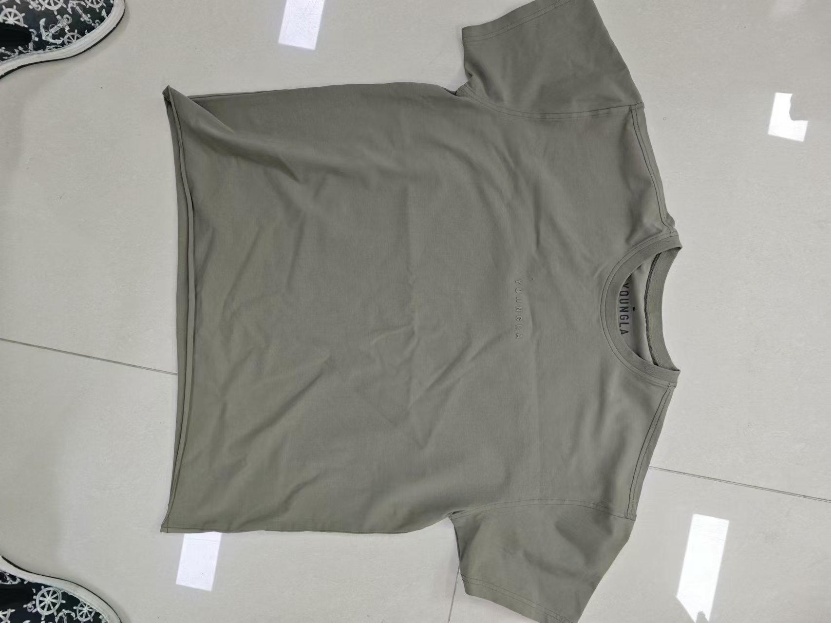Ningbo Huazhong Hongye International Trade Co., Ltd – ropa deportiva 4
