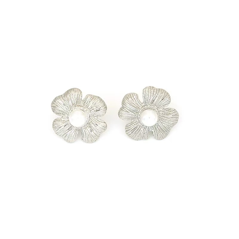 Stainless steel petal shaped inlaid pearl earrings for women