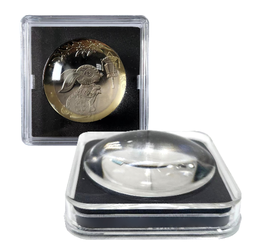 Magnifying capsule