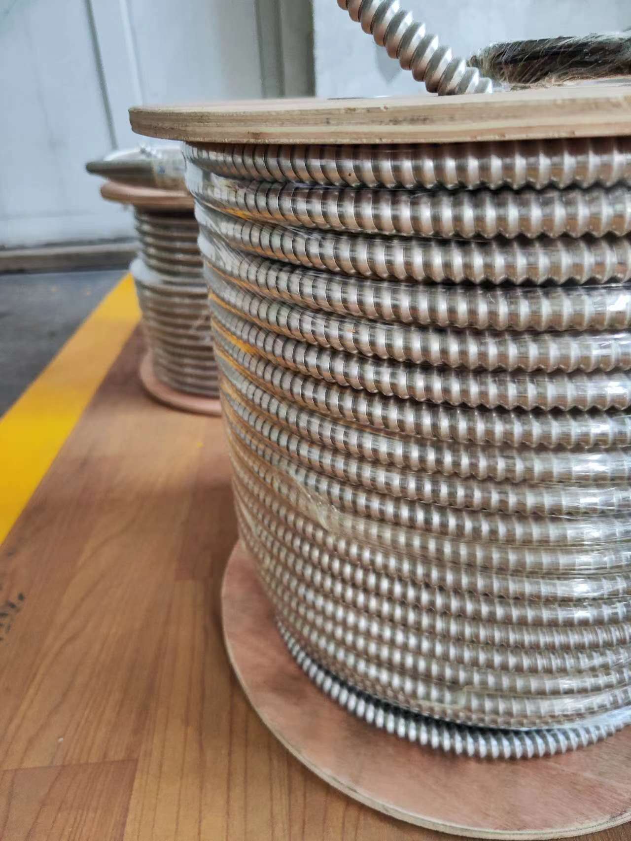 Tianjin Fengda Wire & Cable Technology Co., Ltd – lámpara de escritorio 3