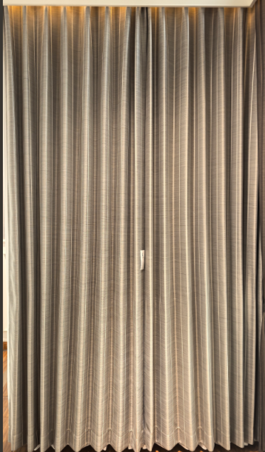 Polyester curtain