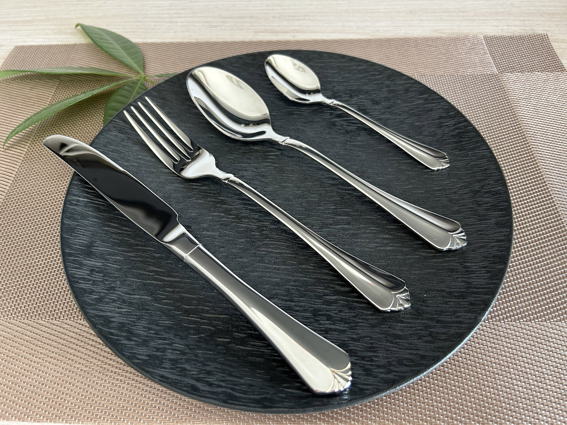 stainless steel cutlery set