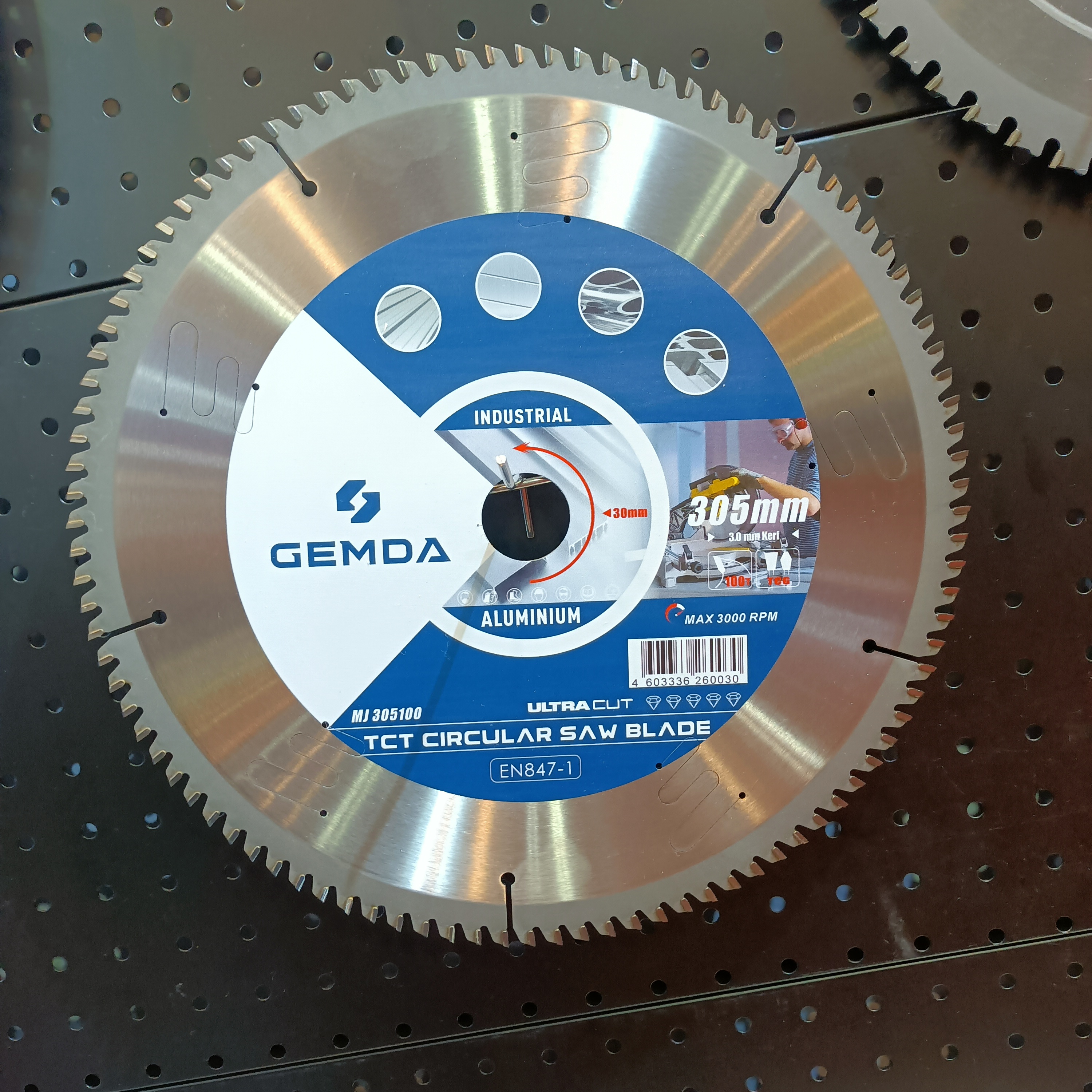 Stable-Cut Non-Ferrous Cutting Saw Blades