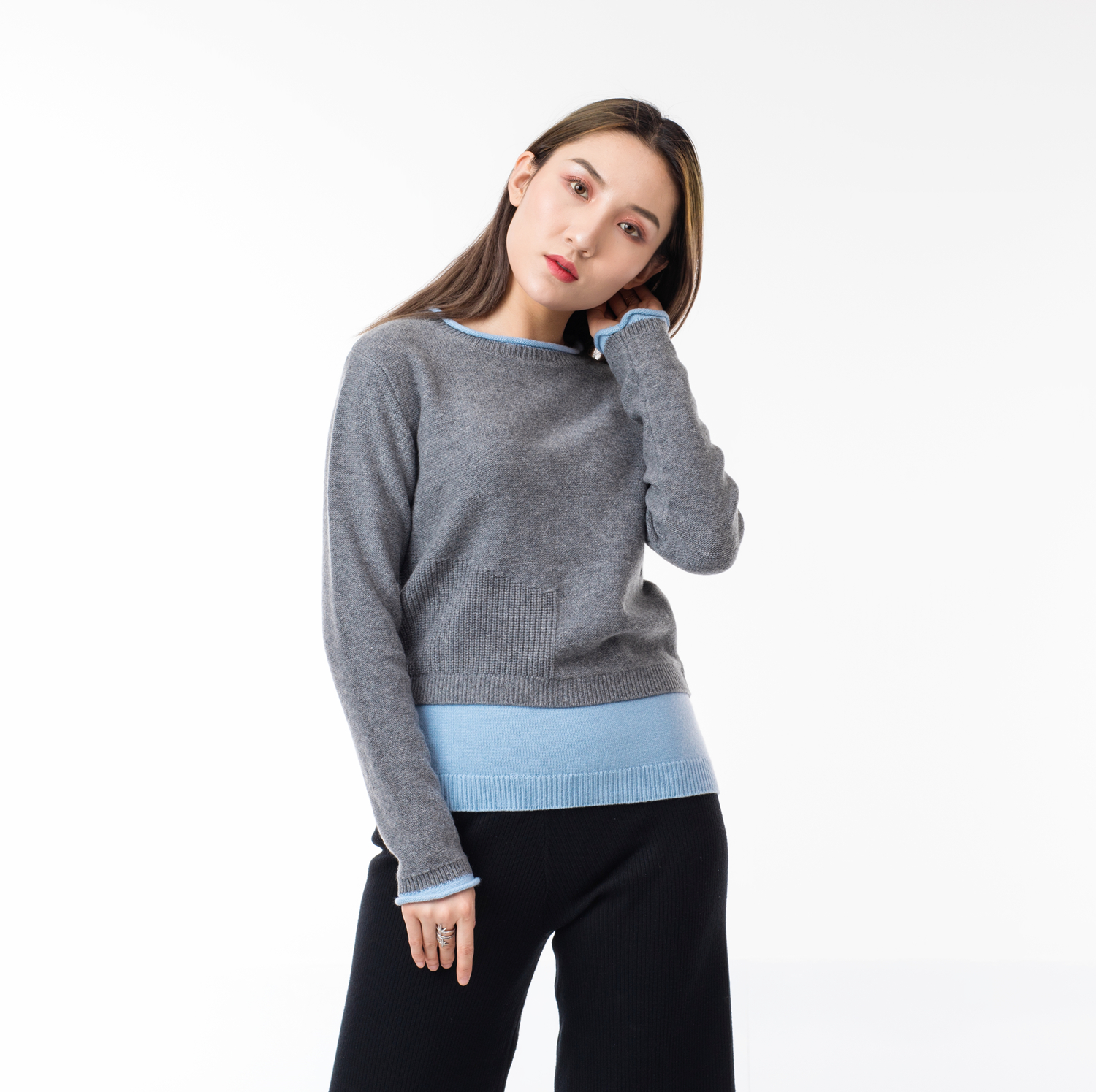 RH CASHMERE PRODUCTS CO..LTD. – Woollen gloves 3