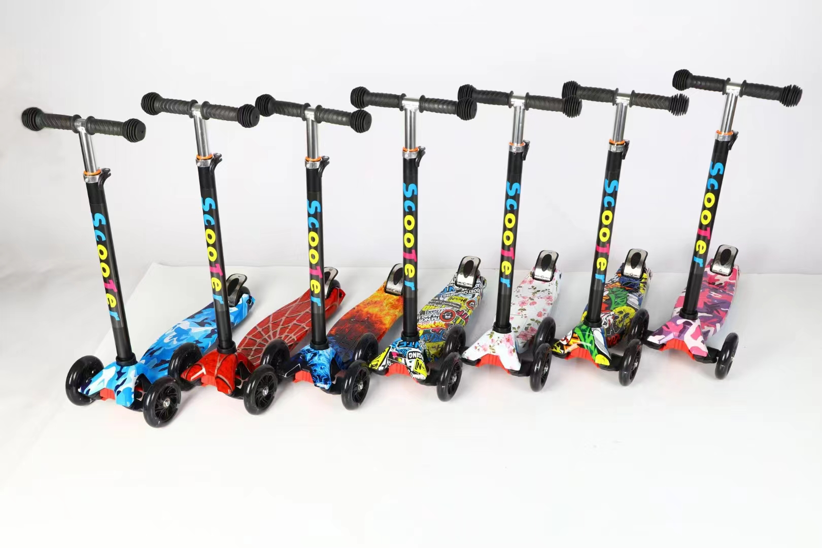 Fashion graffiti kids scooter