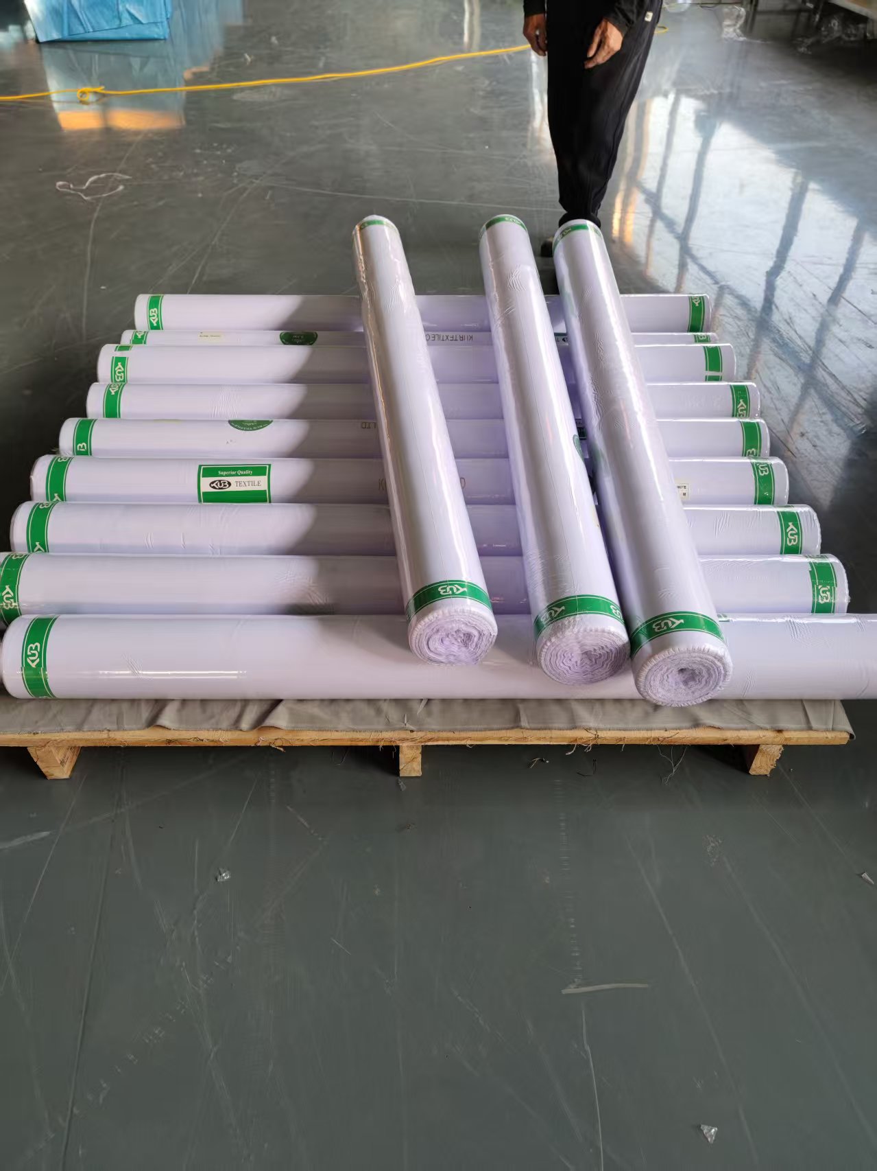 ZHENGZHOU LONGJIN TEXTILES CO.,LTD – ropa deportiva 4