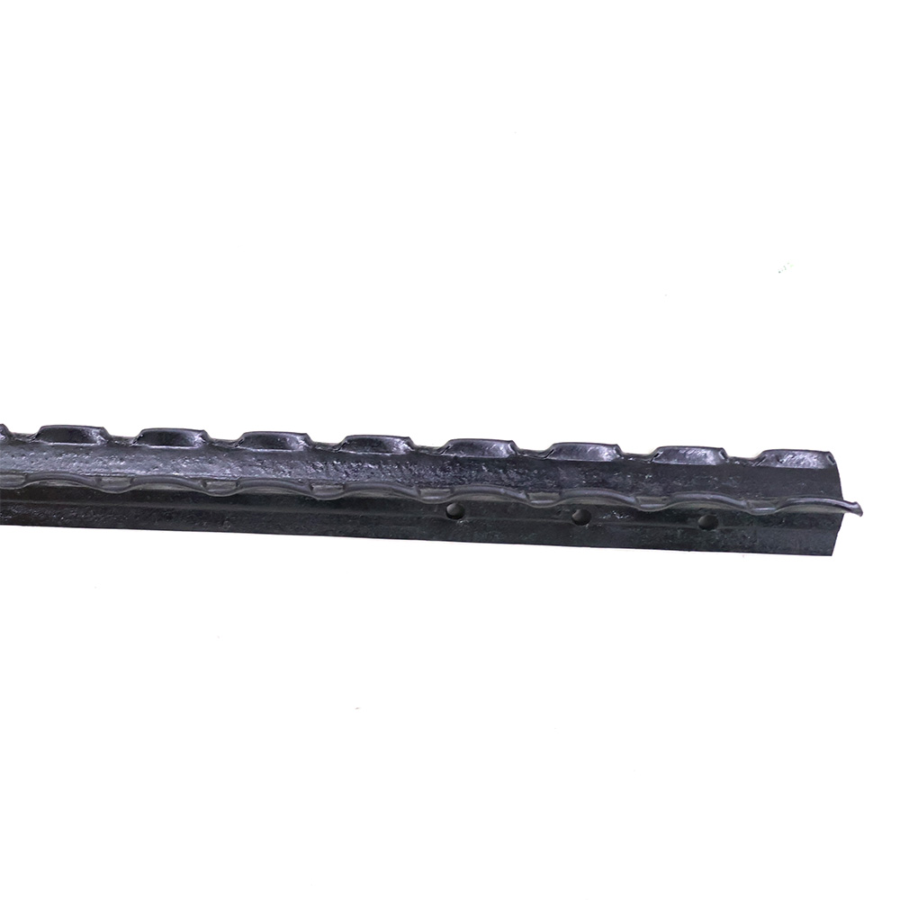 Black Bitumen Y Fencing-Post With Teeth 1.8kg/m