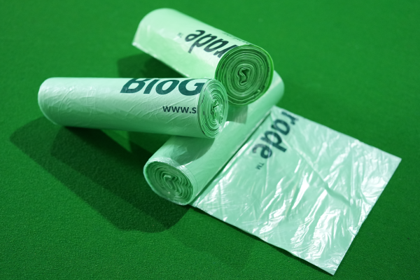 Degradable plastic bag